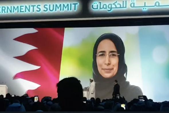 الامارات | مكتوم بن محمد يكرم وزيرة الصحة العامة في قطر لحصولها على جائزة أفضل وزير في العالم