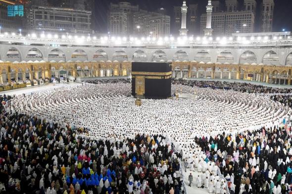 إعلان اشتراطات مقدمي خدمة سفر الإفطار بالمسجد الحرام خلال رمضان