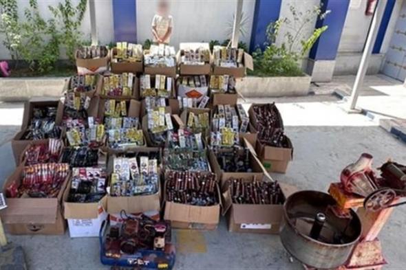 ضبط بائع في القاهرة بحوزته مليون قطعة ألعاب نارية