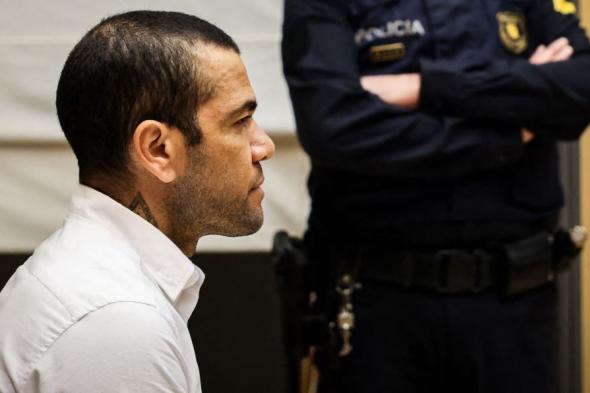 الامارات | تحديد موعد متوقع لإطلاق سراح نجم البرازيل داني ألفيس