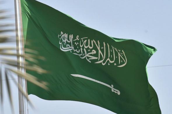 السعودية | مصدر مسؤول ينفي المزاعم المتداولة على منصات التواصل الاجتماعي بانعقاد لقاء بين وزير التجارة وأحد مسؤولي الاحتلال الإسرائيلي