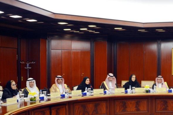 لجنة التجارة والاستثمار بالشورى تناقش الجوانب التشريعية مع رواد الأعمال