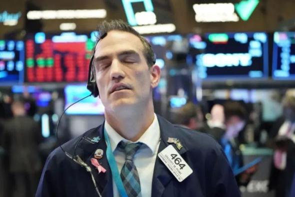 خسائر متلاحقة لمؤشرات الأسهم الامريكية بعد مكاسب بداية الأسبوع