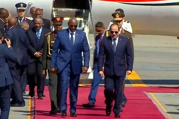 مراسم استقبال رسمية بالقاهرة .. الرئيس السيسي يستقبل رئيس مجلس السيادة السوداني