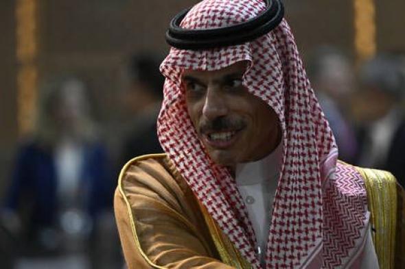 الخليج اليوم .. وزير الخارجية السعوي الأمير فيصل بن فرحان يثير بسيارته تفاعلا (فيديو)