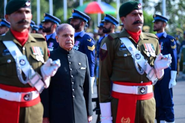 باكستان.. شهباز شريف يؤدي اليمين الدستورية رئيسًا للوزراء
