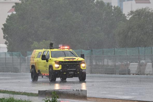 الامارات | فرق الطوارئ الميدانية في دبي تؤكد جاهزيتها الكاملة في التعامل مع تقلبات الطقس وهطول الأمطار