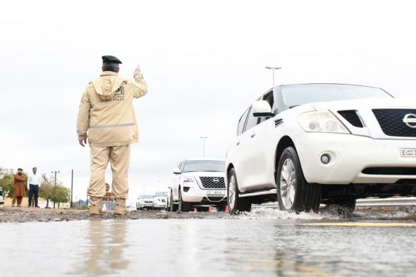 الامارات | تحويل الحركة المرورية على شارع الشيخ محمد بن زايد من جسر ستي سنتر مردف إلى شارع طرابلس