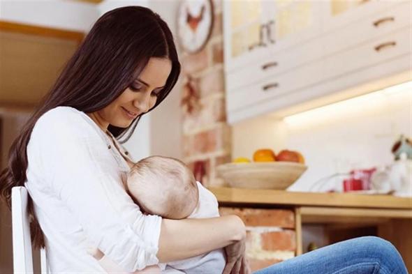 دراسة تكشف أهمية الرضاعة الطبيعية في حماية الأطفال من "كوفيد"