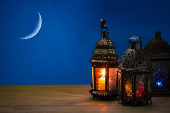 الامارات | السعودية: ثبوت رؤية هلال شهر رمضان ويوم غدٍ الاثنين أول أيام الشهر الفضيل