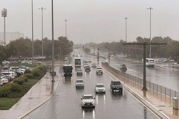 الإمارات.. امتياز في مواجهة المطر