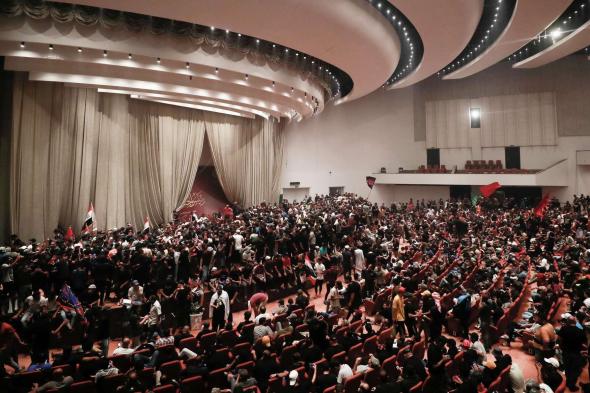 محلل سياسي يكشف لـ"الخليج 365"عن العقبات التي عرقلت انتخاب رئيس جديد للبرلمان العراقي خلفا للحلبوسي