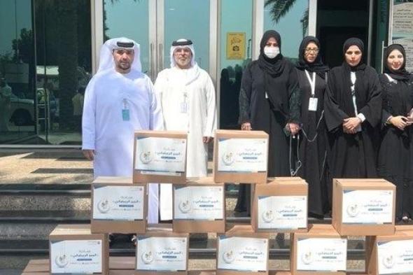 بلدية أبوظبي توزع مئات السلال الغذائية ضمن مبادرة "المير الرمضاني"