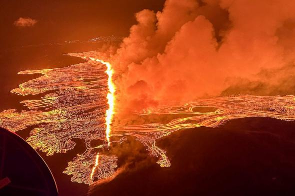 الامارات | عمليات إخلاء بسبب ثوران بركان في أيسلندا