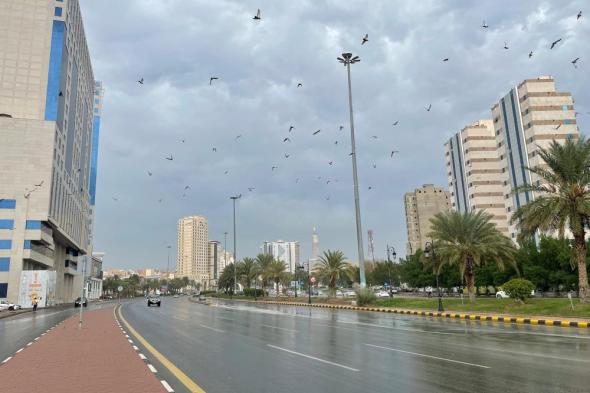 أمطار متوسطة إلى غزيرة على أجزاء من مكة المكرمة
