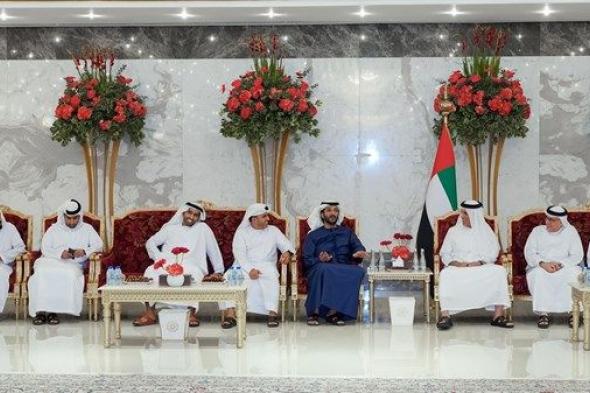 سعود بن صقر يستقبل عدداً من الوزراء والمهنئين بشهر رمضان المبارك