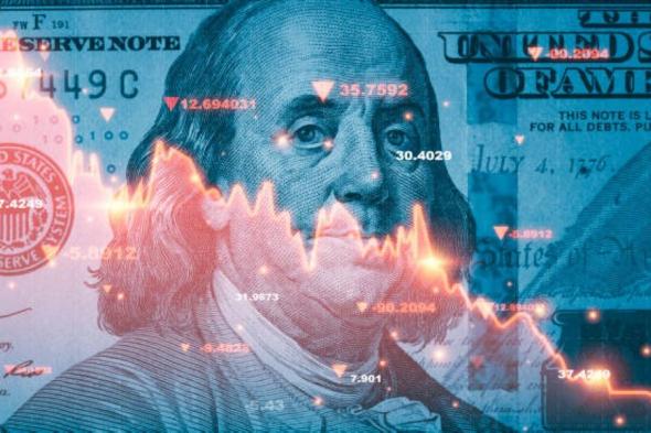 الدولار يتراجع بعد بيان المركزي الأمريكي