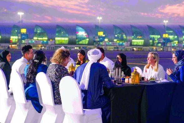 الامارات | إفطار على خلفية الهبوط والإقلاع في دبي.. أول مأدبة رمضانية على مدرج طائرات