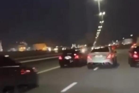 الامارات | شرطة الفجيرة تضبط عدداً من السائقين قادوا مركباتهم بطيش وتهور