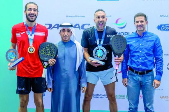 الامارات | سعيد بن مكتوم يتوج الفائزين في بطولة تحدي البادل بـ «ند الشبا»
