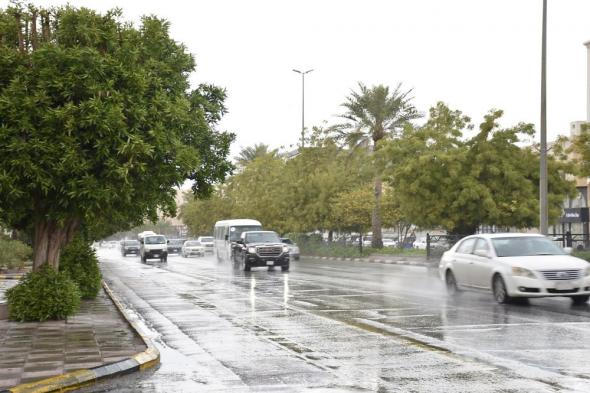 "الأرصاد": أمطار خفيفة إلى متوسطة على منطقة تبوك وينبع