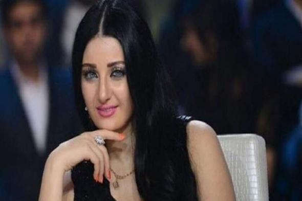 صوفينار تنفي شائعة اعتزالها الرقص: أنا لسه صغيرة وهاموت على المسرح