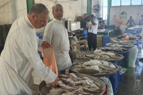 عزوف المطاعم عن الشراء في رمضان يهبط بأسعار السمك 25%