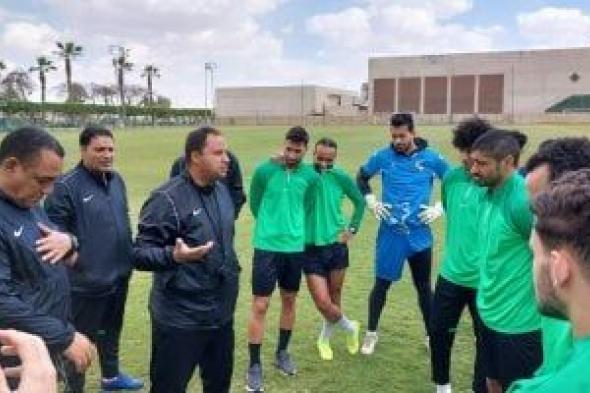 محمد عودة يجتمع بلاعبى المقاولون على هامش الاستعداد لمواجهة بيراميدز