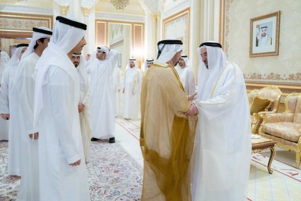 الامارات | حاكم الشارقة يستقبل المهنئين بعيد الفطر المبارك