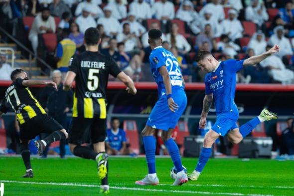 الهلال بطلًا للسوبر السعودي للمرة الرابعة في تاريخه بعد الفوز على الاتحاد