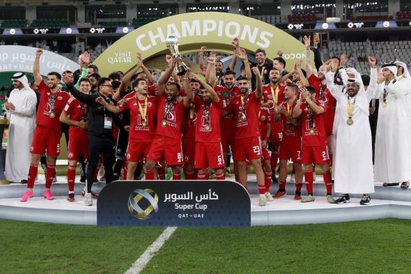 الامارات | العربي يفوز على الشارقة ويحرز أول كأس لـ"السوبر القطري الإماراتي"