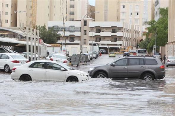 سيول عنيفة بالإمارات وعمان.. الفيضانات تغرق دول الخليج وتخلف ضحايا (صور وفيديو)