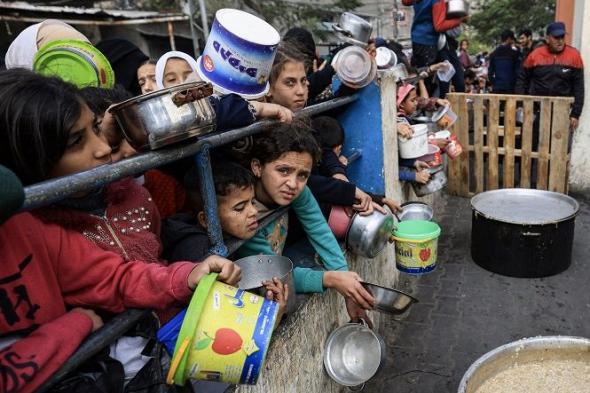 الأونروا تعرب عن مخاوف بشأن سوء إدارة النفايات والأمراض في غزة