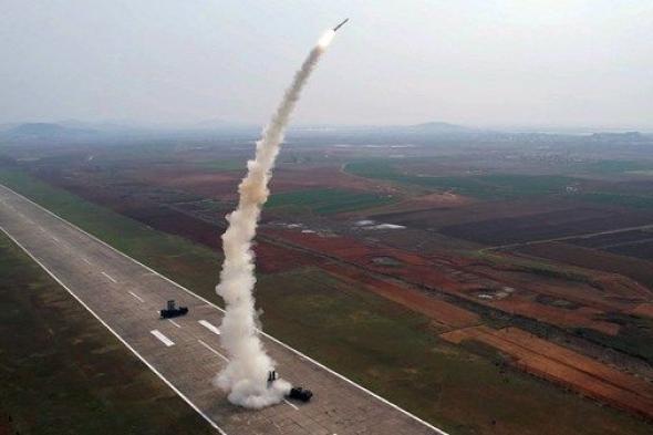 كوريا الشمالية تطلق صواريخ باليستية