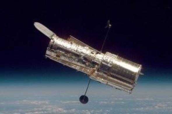 تكنولوجيا: صاحب أول تقدير رسمى لعمر الكون.. ناسا توقف تلسكوب هابل مؤقتًا