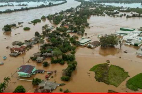 مقتل 10 أشخاص وفقدان 21 آخرين بسبب الأمطار الغزيرة في جنوب البرازيل