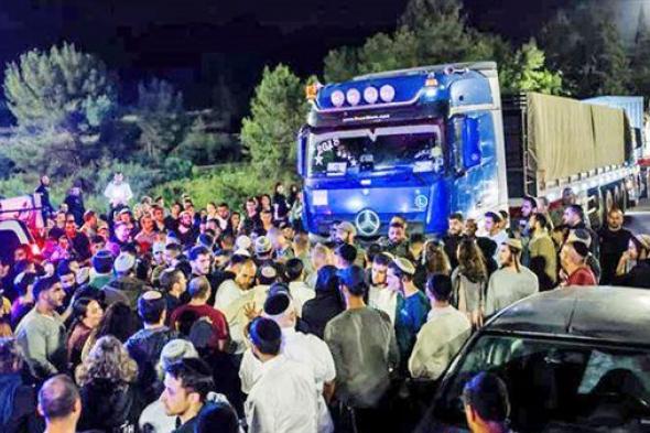 إسرائيل تحتل معبر رفح الفلسطينى والمستوطنون يهاجمون قوافل المساعدات