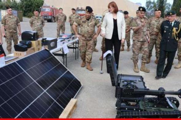 السفيرة الكندية خلال تسليم عتاد هبة إلى الجيش اللبناني: نواصل التعاون معه وتقديم الدعم له