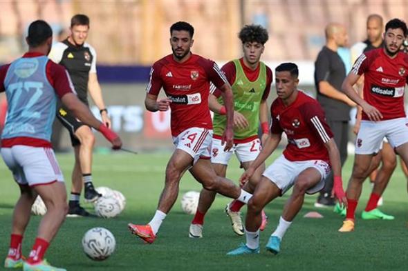 بعد الكلب والقطة.. ظهور حيوان جديد في مباراة الأهلي والاتحاد