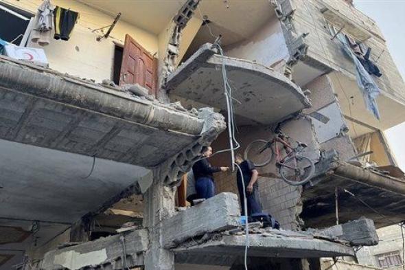 الجيش الإسرائيلي ينسف مباني بمدينةرفح