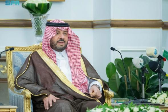 السعودية | أميرِ الحدود الشمالية يرعى خلال جلسته الأسبوعية ندوة جهود المملكة في محاربة الإرهاب والتطرف