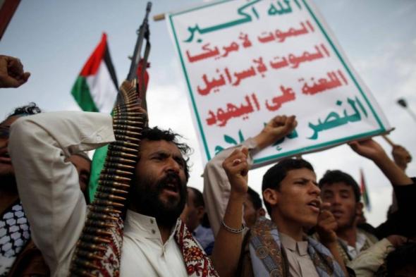 الحوثي يوظف الصرخة الخمينية للتغرير بالبسطاء