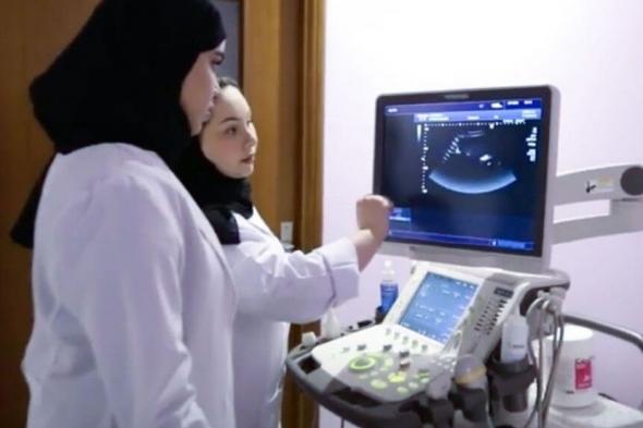 الامارات | تدريب 450 مواطنة في كلية فاطمة للعمل مساعدات رعاية صحية