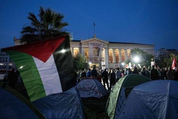 اليونان ترحل 9 أوروبيين بعد احتجاجات مؤيدة للفلسطينيين