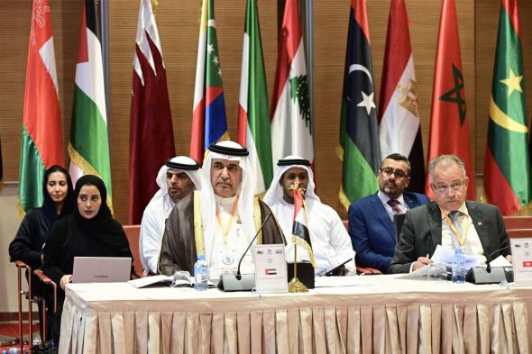 الخليج اليوم .. الإمارات والسعودية تبحثان تعزيز العلاقات البرلمانية على هامش مؤتمر الاتحاد البرلماني العربي بالجزائر