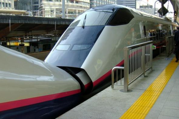 اليابان.. الأمطار تعطل خدمات القطار السريع بين طوكيو وأوساكا