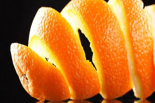 دراسة تكشف فوائد مذهلة لتناول قشر البرتقال.. لن تتخيل تأثيره على القلب