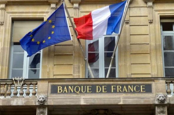 قانون جديد.. فرنسا تعتزم تخفيف شروط تسريح موظفي بنوك الاستثمار