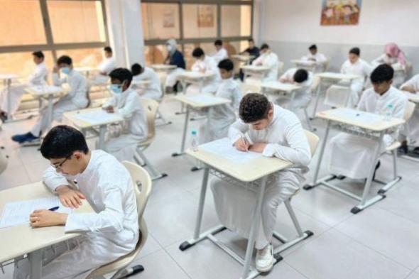 "التعليم" تطالب إدارات المدارس بمعالجة أخطاء الاختبارات دون الإضرار بالطالب