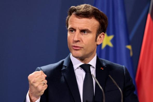 بعد نتائج حزبه الضعيفة.. الرئيس الفرنسي يعتزم حل البرلمان